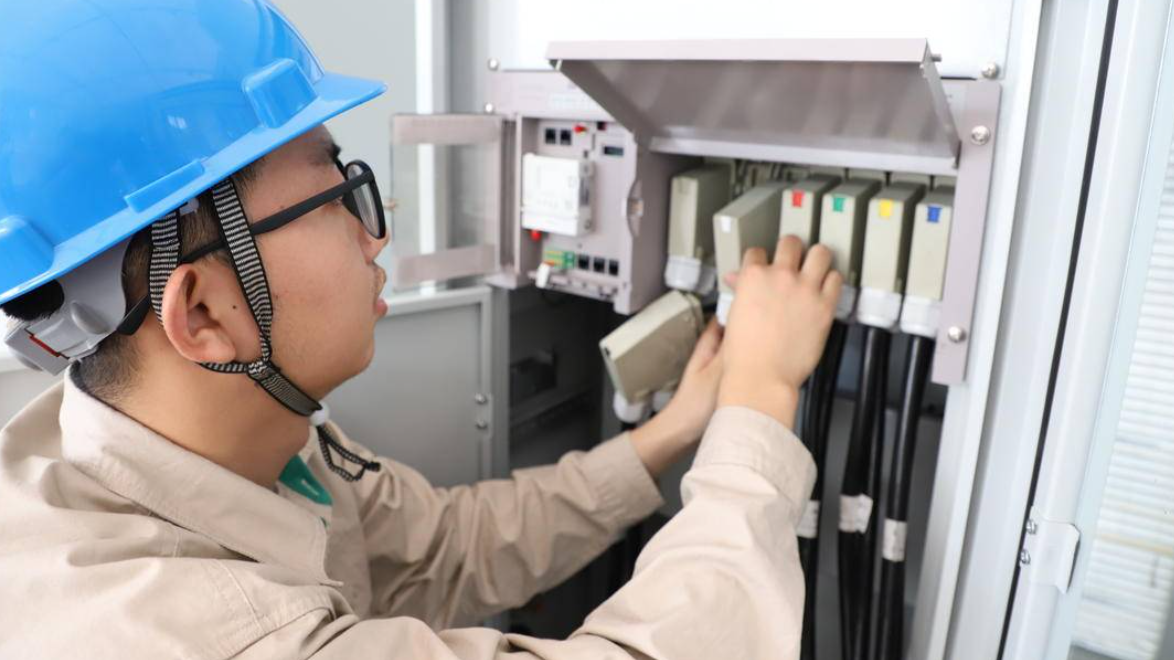 江蘇省內(nèi)首家省市一體化配電終端檢測(cè)中心建成投運(yùn)
